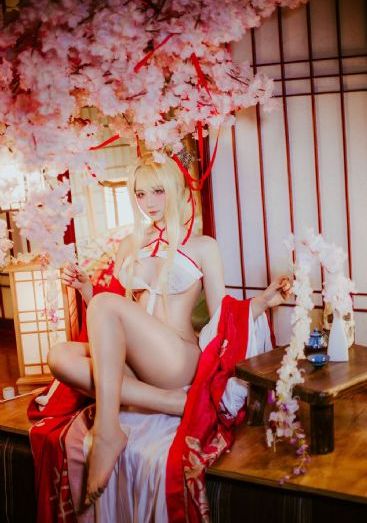 2018大尺度欧美剧_720视频大全