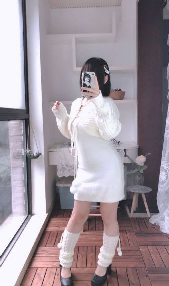 欧美西装男模黑白_DVD全集在线观看