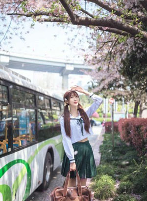 欧美明星冬装街拍图片_1080日本电影免费